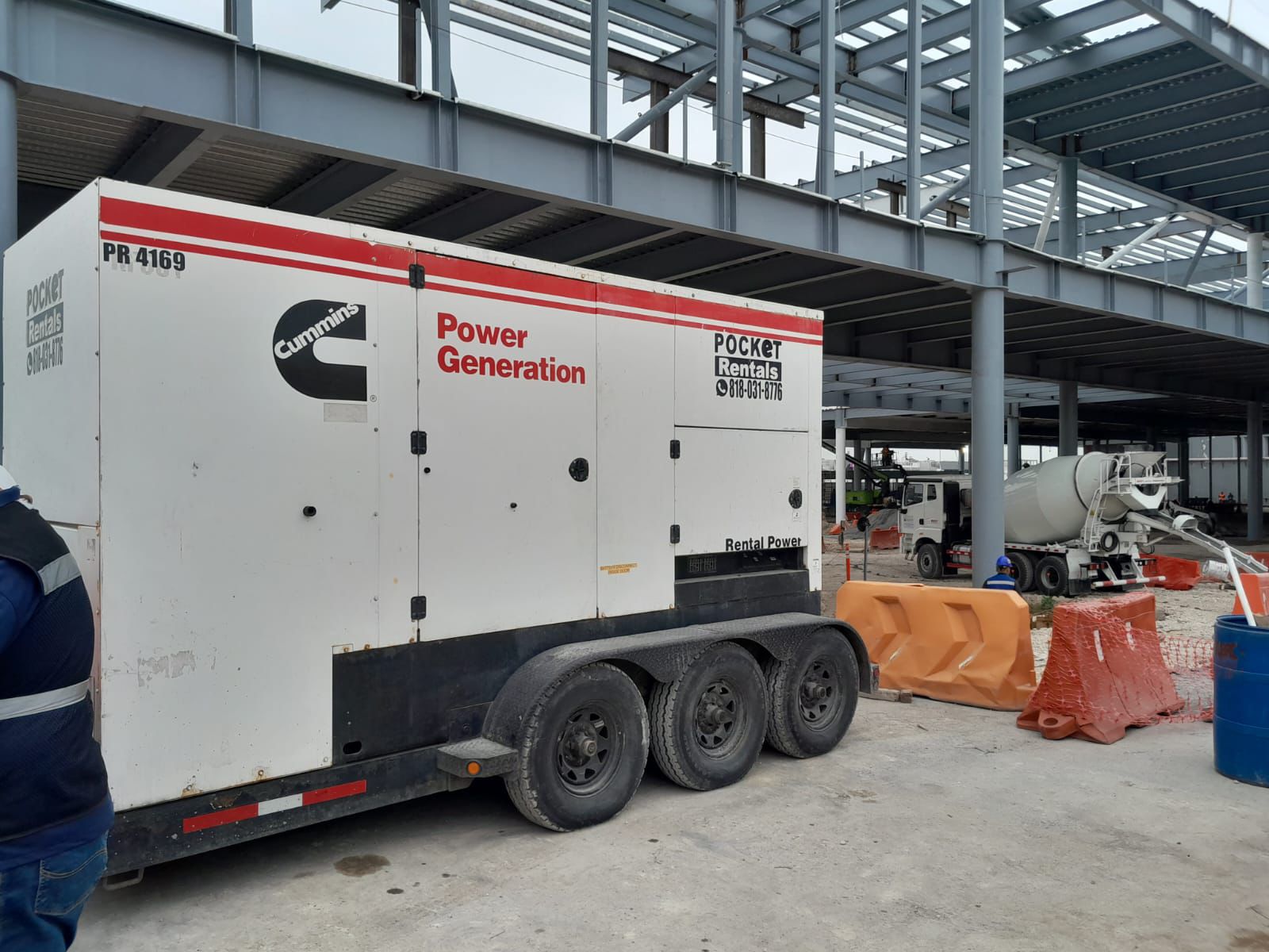Alquiler de generador 300 kVA
